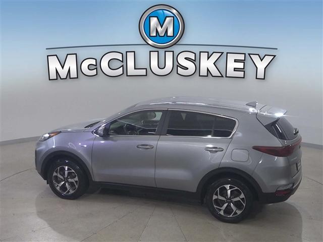 Photo of 2021 Steel Gray Kia Sportage