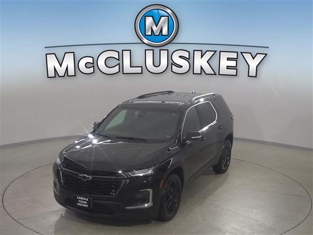 Photo of 2022 Mosaic Black Metallic Chevrolet Traverse