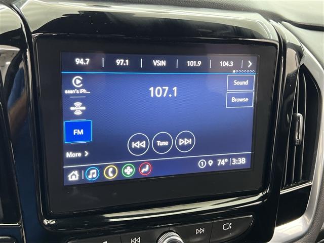 Photo of 2022 Mosaic Black Metallic Chevrolet Traverse