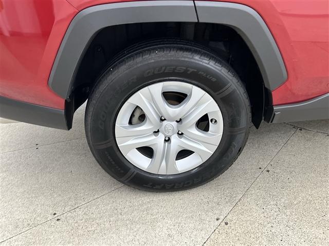 Photo of 2019 Ruby Flare Pearl Toyota RAV4