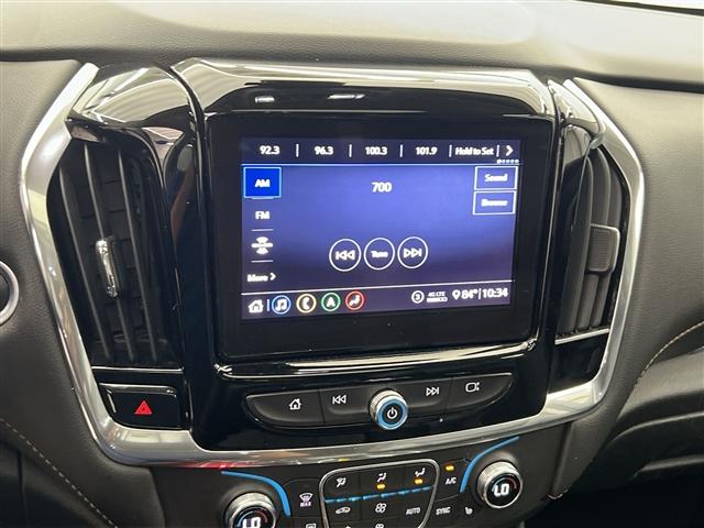 Photo of 2020 Summit White Chevrolet Traverse