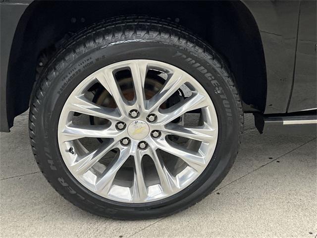 Photo of 2019 Black Chevrolet Suburban