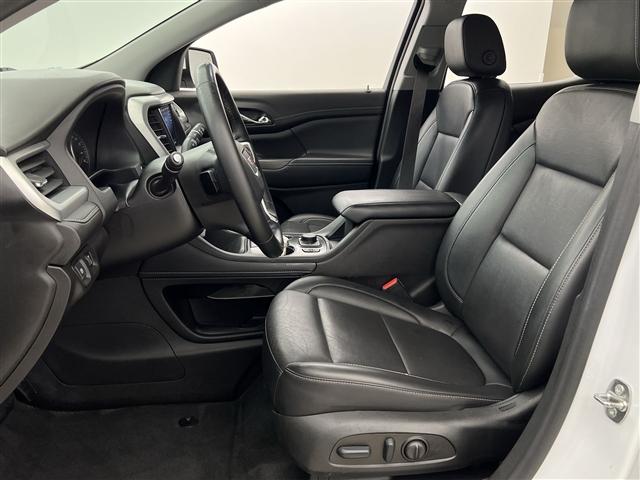 Photo of 2023 Summit White GMC Acadia