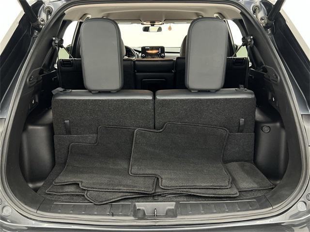 Photo of 2024 Mercury Gray Metallic Mitsubishi Outlander