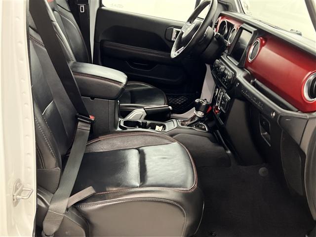 Photo of 2020 Bright White Clearcoat Jeep Wrangler Unlimited