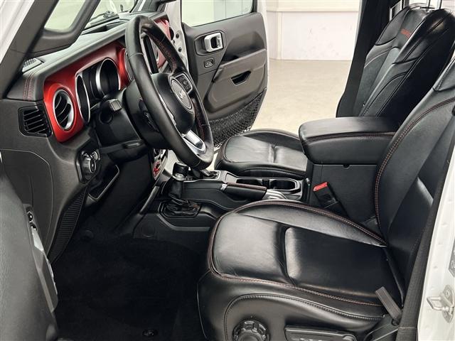 Photo of 2020 Bright White Clearcoat Jeep Wrangler Unlimited