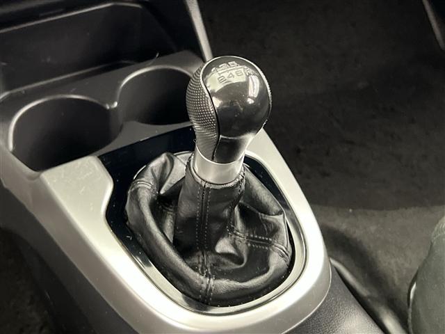 Photo of 2017 Aegean Blue Metallic Honda Fit
