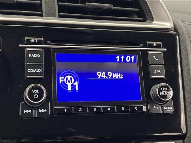 Photo of 2017 Aegean Blue Metallic Honda Fit