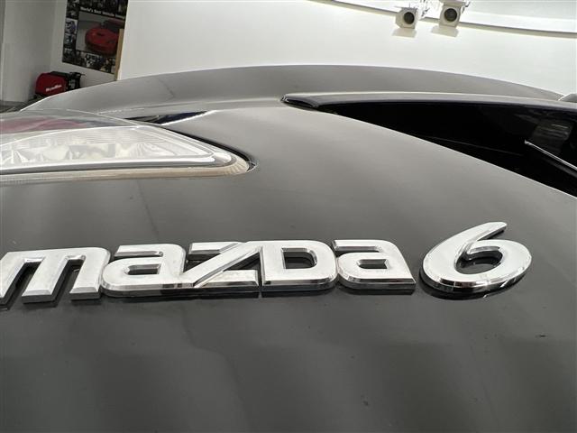 Photo of 2010 Ebony Black Mazda Mazda6