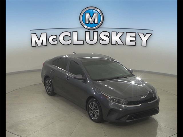 Photo of 2024 Gravity Gray Kia Forte