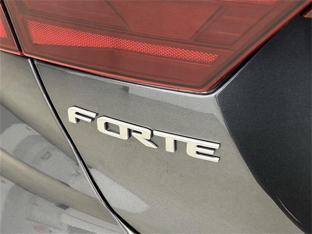 Photo of 2024 Gravity Gray Kia Forte