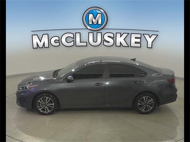 Photo of 2024 Gravity Gray Kia Forte