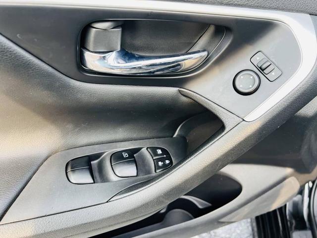 Photo of 2018 Super Black Nissan Altima