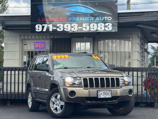 Photo of 2006 Light Graystone Pearlcoat Jeep Grand Cherokee