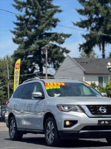 Photo of 2019 Brilliant Silver Metallic Nissan Pathfinder