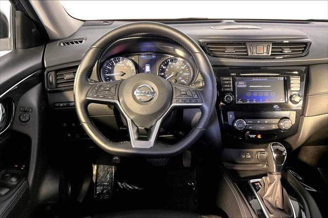 Photo of 2018 Caspian Blue Nissan Rogue