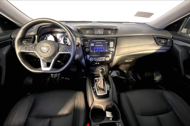 Photo of 2018 Caspian Blue Nissan Rogue