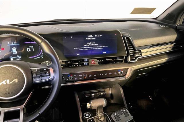 Photo of 2023 Sapphire Blue Kia Sportage