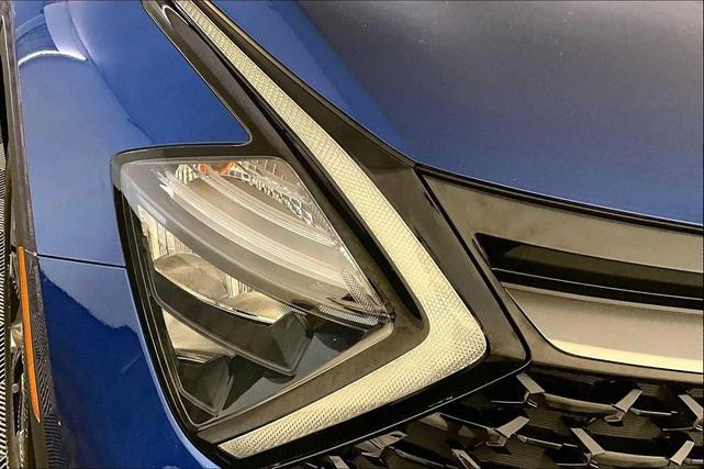 Photo of 2023 Sapphire Blue Kia Sportage
