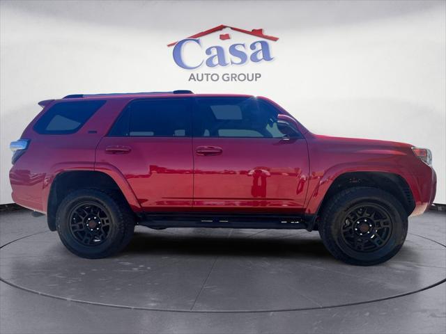 Photo of 2022 Barcelona Red Metallic Toyota 4Runner
