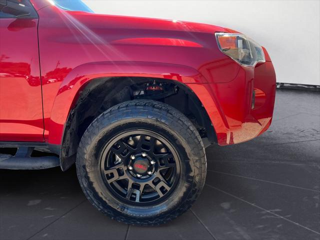 Photo of 2022 Barcelona Red Metallic Toyota 4Runner