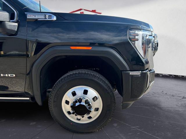 Photo of 2024 Onyx Black GMC Sierra 3500