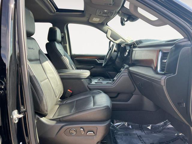 Photo of 2024 Onyx Black GMC Sierra 3500