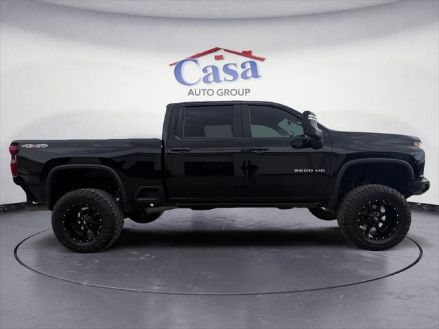 Photo of 2022 Black Chevrolet Silverado 2500