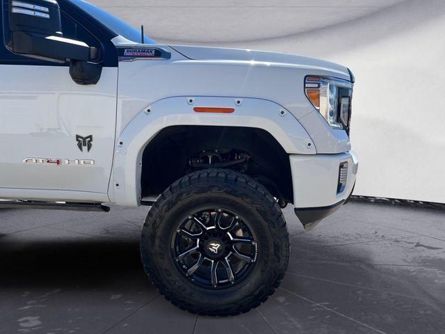 Photo of 2022 Summit White GMC Sierra 2500
