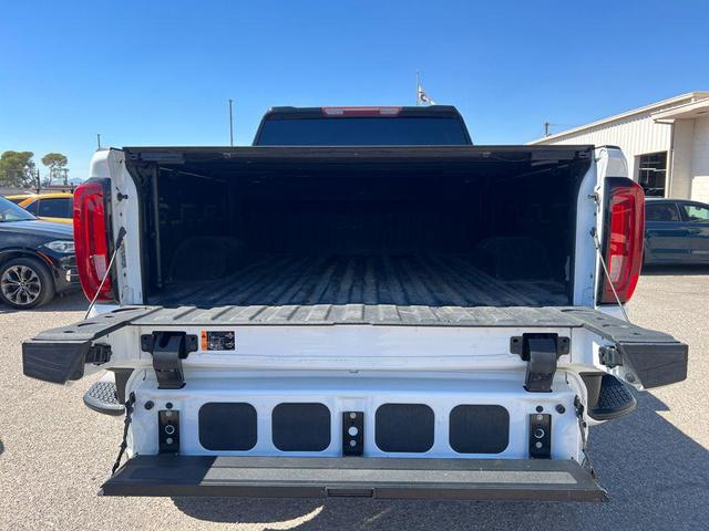 Photo of 2022 Summit White GMC Sierra 2500