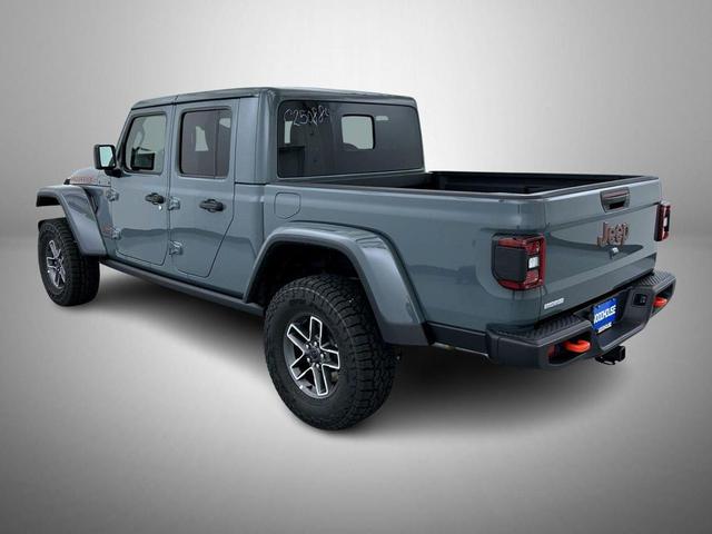 Photo of 2025 Anvil Clearcoat Jeep Gladiator
