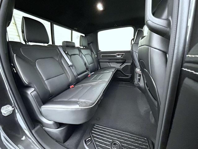 Photo of 2025 Granite Crystal Metallic Clearcoat RAM 1500