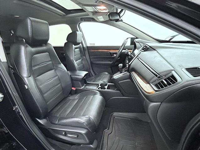 Photo of 2019 Crystal Black Pearl Honda CR-V