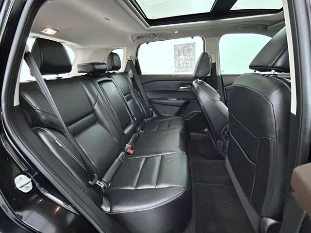 Photo of 2023 Super Black Nissan Rogue