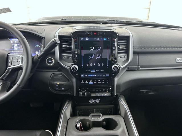 Photo of 2025 Granite Crystal Metallic Clearcoat RAM 2500