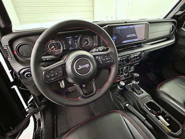 Photo of 2024 Black Clearcoat Jeep Wrangler