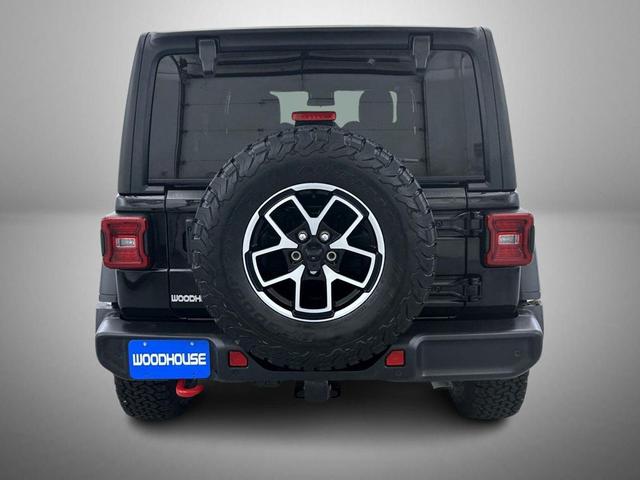 Photo of 2024 Black Clearcoat Jeep Wrangler
