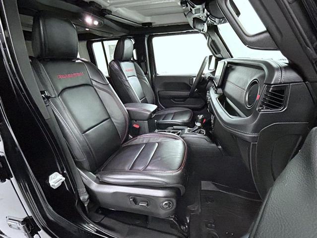Photo of 2024 Black Clearcoat Jeep Wrangler