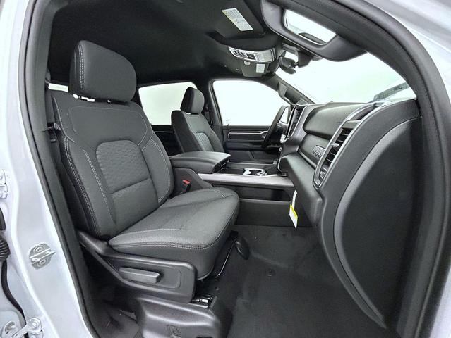 Photo of 2025 Bright White Clearcoat RAM 1500