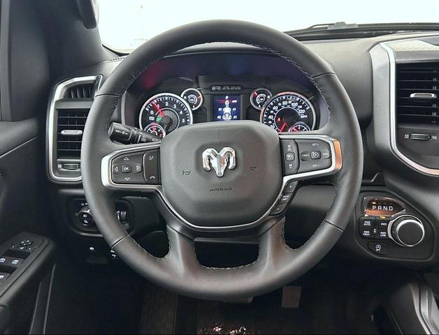 Photo of 2025 Granite Crystal Metallic Clearcoat RAM 1500