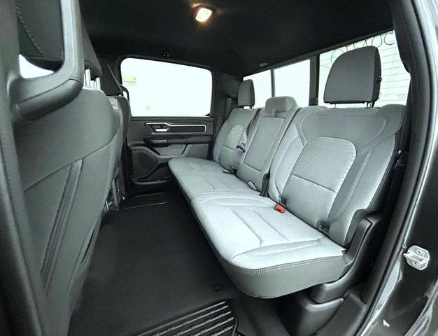 Photo of 2025 Granite Crystal Metallic Clearcoat RAM 1500