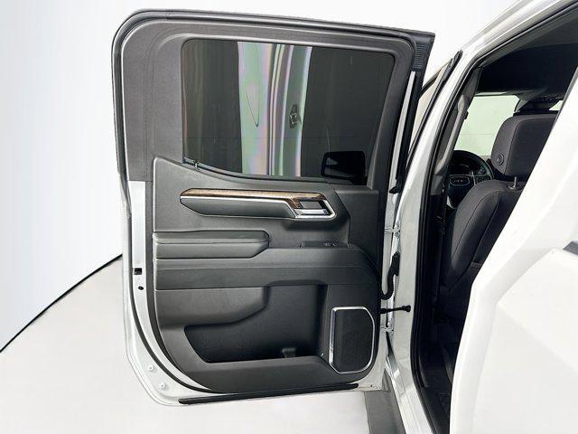 Photo of 2024 Summit White GMC Sierra 1500