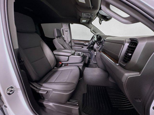Photo of 2024 Summit White GMC Sierra 1500