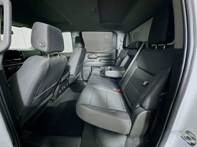 Photo of 2024 Summit White GMC Sierra 1500