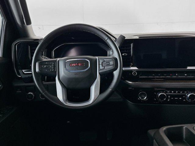 Photo of 2024 Summit White GMC Sierra 1500