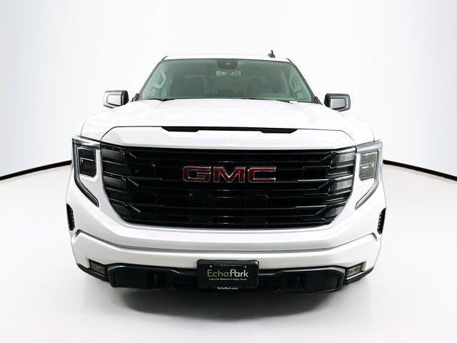 Photo of 2024 Summit White GMC Sierra 1500
