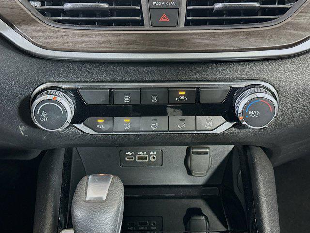 Photo of 2024 Brilliant Silver Metallic Nissan Altima