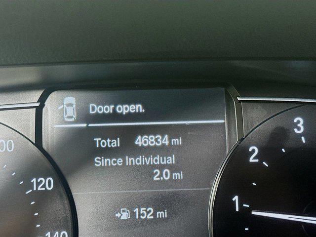 Photo of 2022 Alpine White BMW 330