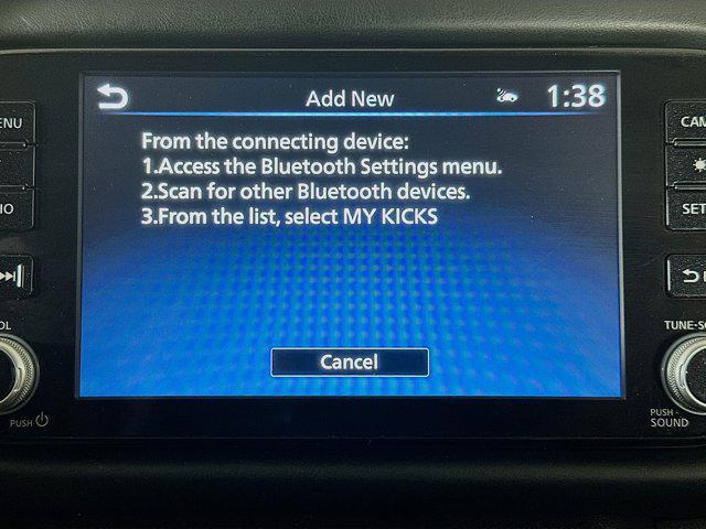 Photo of 2023 Scarlet Ember Tintcoat/Super Black Nissan Kicks