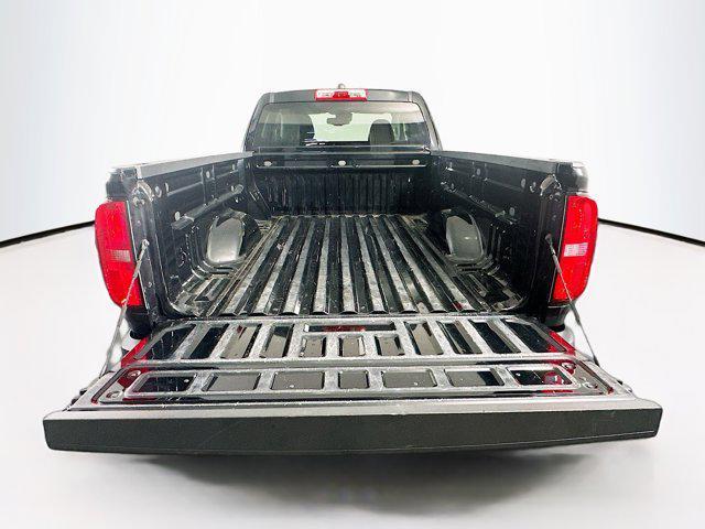 Photo of 2022 Black Chevrolet Colorado